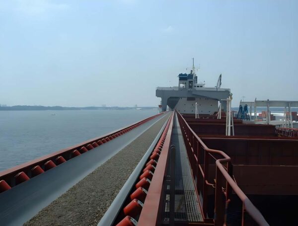 Anti tear Fabric Conveyor Belt